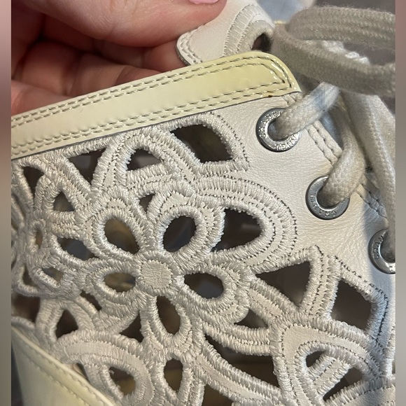 Authentic CHANEL White Camellia laser cut sneakers - Picture 14 of 16